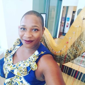 lisa-and-harp